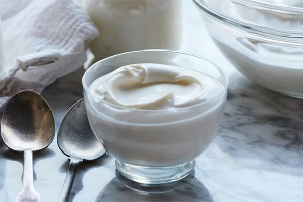 Yogurt Buatan Rumah vs Yogurt yang Dibeli di Toko: Mana Pilihan yang Lebih Baik?